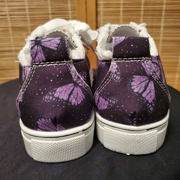 Purple butterfly canvas sneakers - Picture 4 of 4